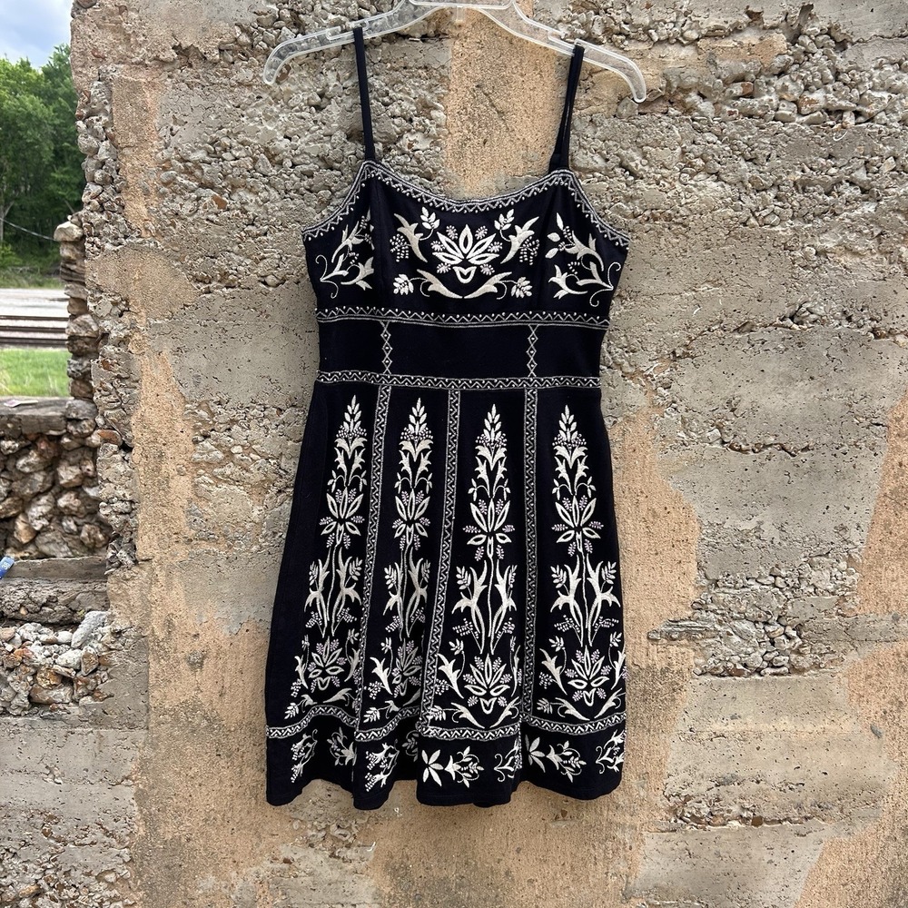 Women's Cottage-core Black Embroidered Beaded Folk Flare Dress Floral Boho M